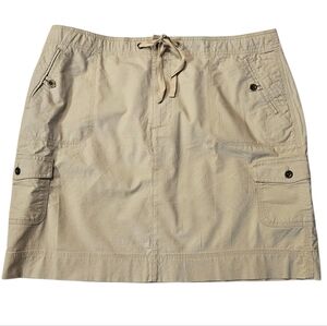 L.L. Bean Favorite Fit Beige Cargo Skirt with Pockets Cotton Sz 16